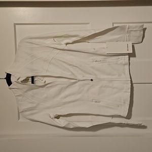 NWT Lululemon Define (Luon)